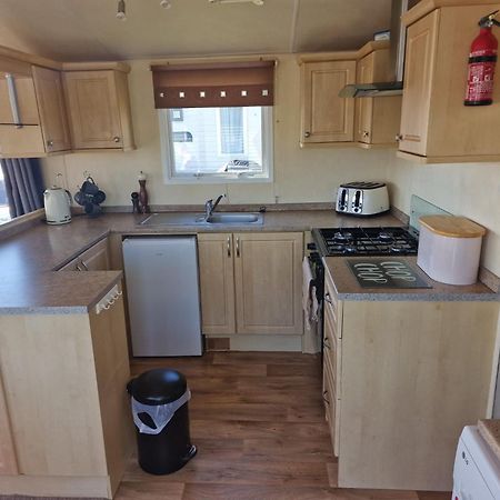 6 Berth Seawick Caravan Park, St Osyth Colchester Exterior photo